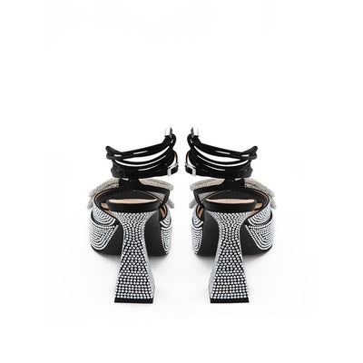 MACH & MACH Chic Black Leather Platforms for Elevated Style